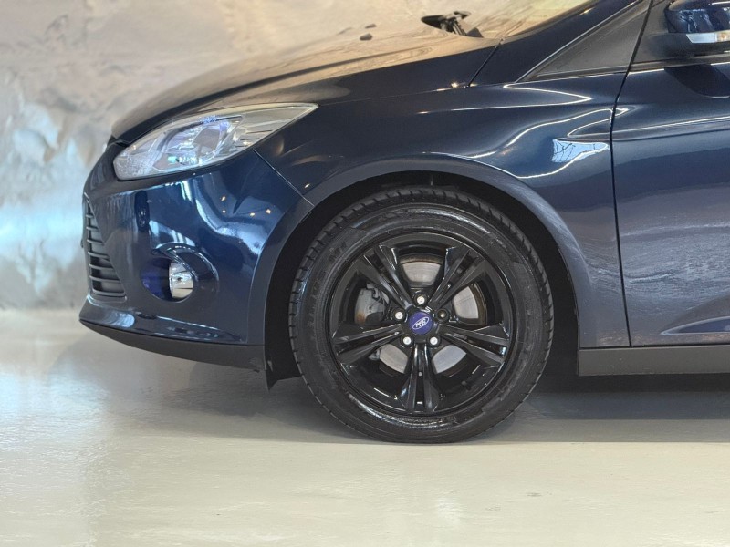 FOCUS 1.6 S 16V FLEX 4P MANUAL - 2015 - CAXIAS DO SUL