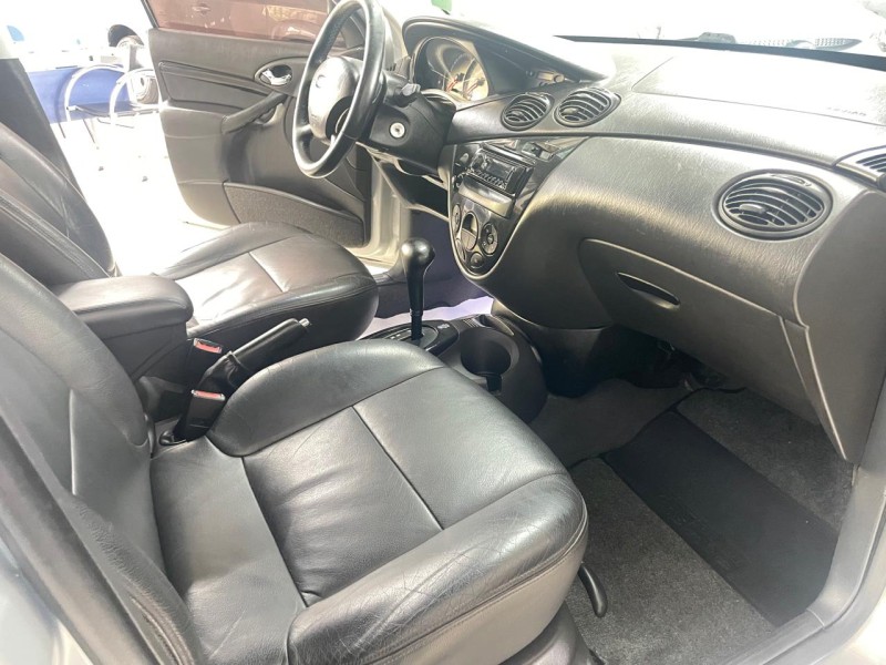 FOCUS 2.0 GHIA 16V FLEX 4P AUTOMÁTICO - 2006 - CAXIAS DO SUL