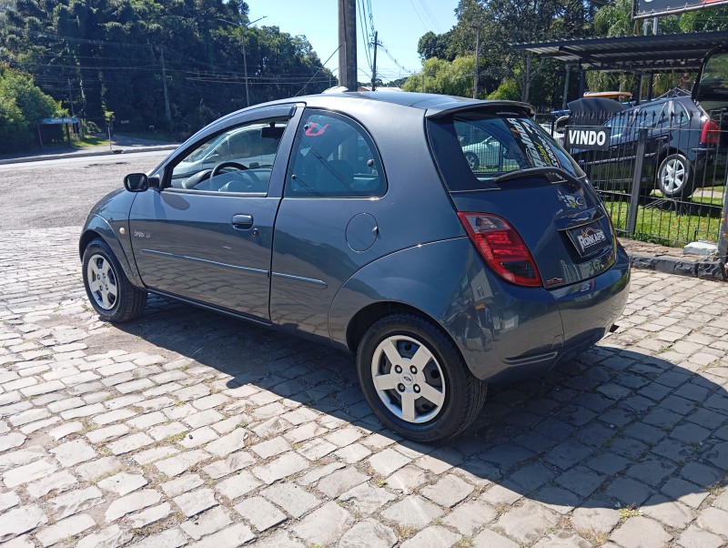 KA 1.6 MPI ACTION 8V GASOLINA 2P MANUAL - 2004 - CAXIAS DO SUL