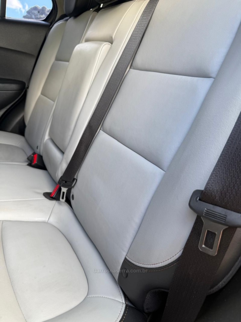 TRACKER 1.4 16V TURBO FLEX LTZ AUTOMÁTICO - 2017 - IBIRAIARAS