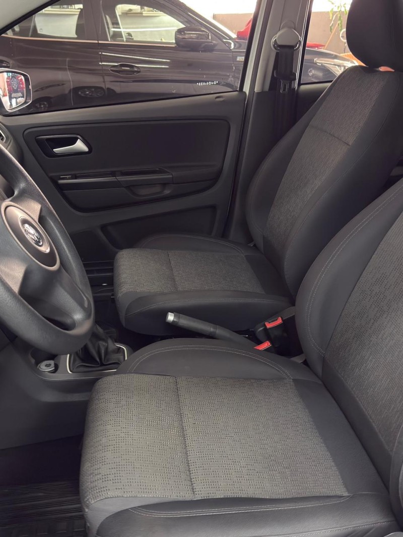 FOX 1.0 MI TREND 8V FLEX 4P MANUAL - 2013 - CAXIAS DO SUL