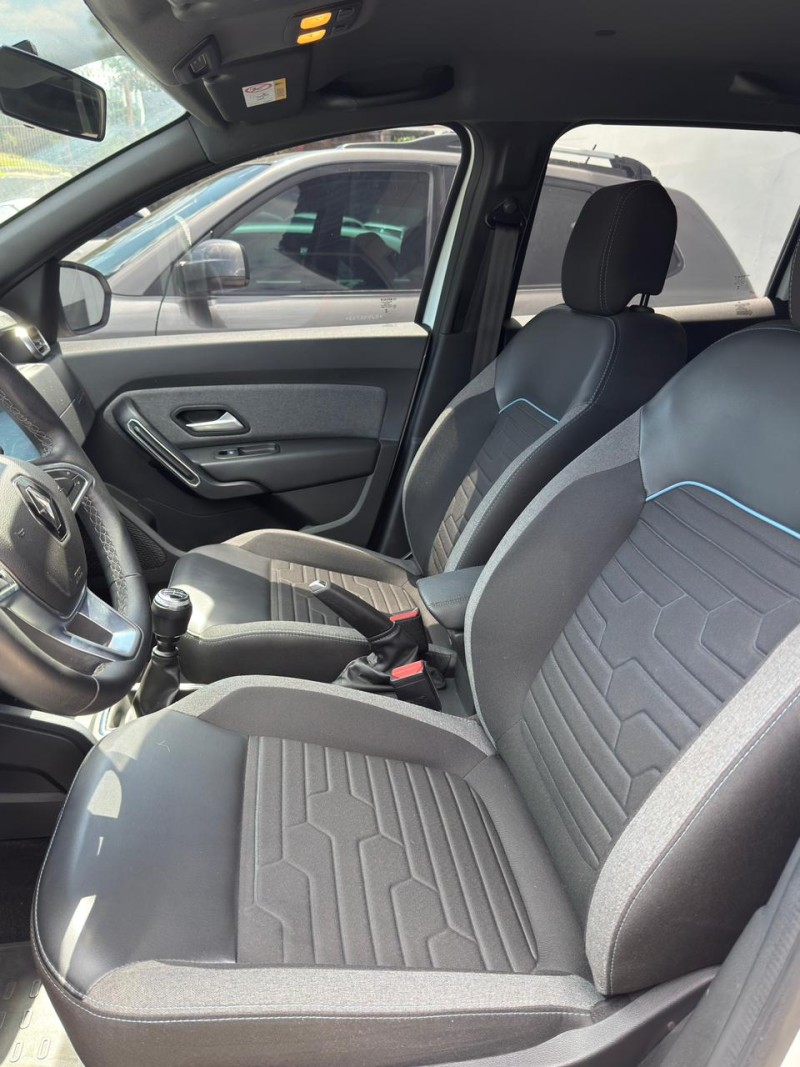 DUSTER 1.6 INTENSE 16V FLEX 4P MANUAL - 2025 - CAXIAS DO SUL