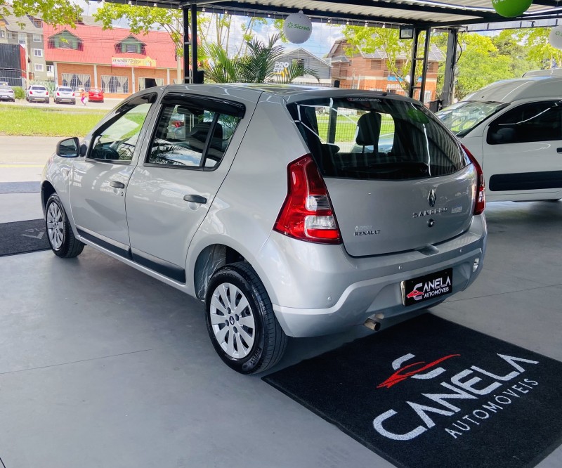 SANDERO 1.0 EXPRESSION 16V FLEX 4P MANUAL - 2013 - CANELA