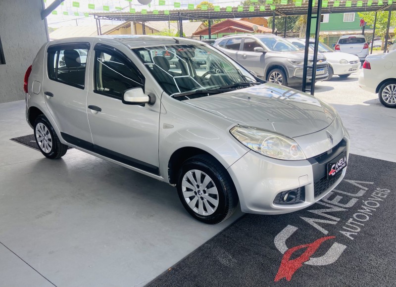 SANDERO 1.0 EXPRESSION 16V FLEX 4P MANUAL - 2013 - CANELA