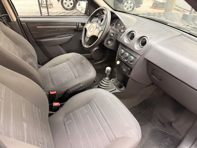 PRISMA 1.4 MPFI MAXX 8V FLEX 4P MANUAL - 2011 - CANELA