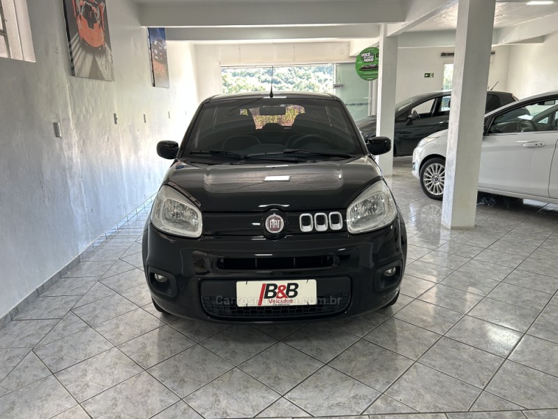 UNO 1.4 EVO EVOLUTION 8V FLEX 4P MANUAL - 2015 - NOVA PRATA