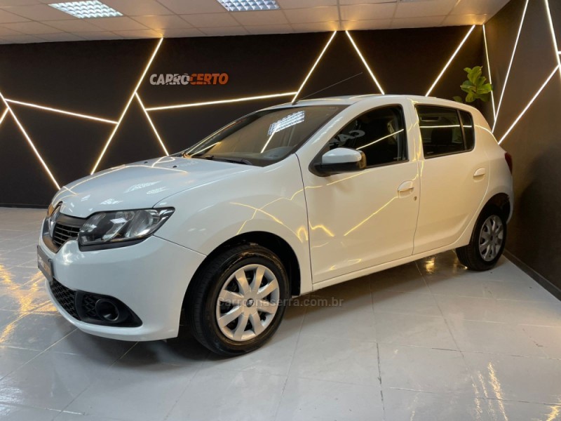SANDERO 1.0 AUTHENTIQUE 12V FLEX 4P MANUAL - 2017 - NOVO HAMBURGO