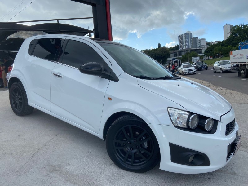 sonic 1.6 ltz 16v flex 4p automatico 2013 caxias do sul