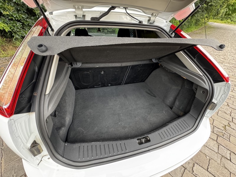 FOCUS 1.6 GLX 16V FLEX 4P MANUAL - 2011 - CAXIAS DO SUL