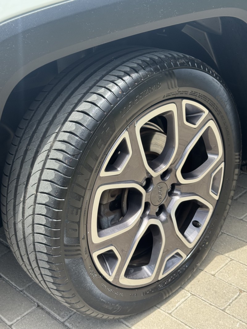 RENEGADE 1.8 16V FLEX LONGITUDE 4P AUTOMÁTICO - 2016 - ENCANTADO