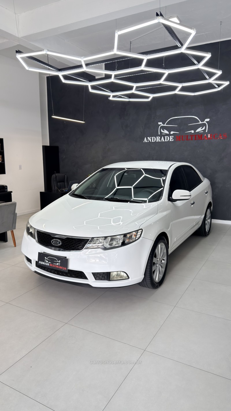 CERATO 1.6 EX3 SEDAN 16V GASOLINA 4P AUTOMÁTICO - 2012 - CAXIAS DO SUL