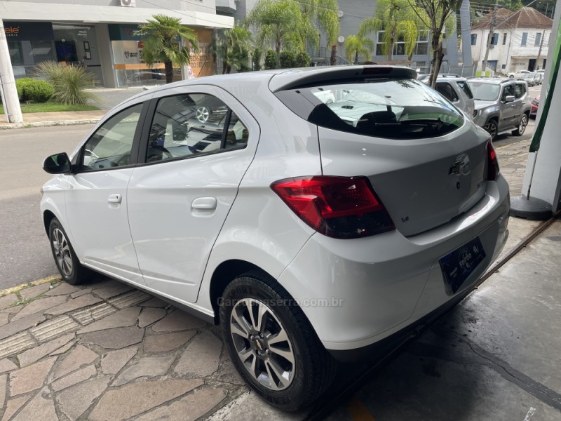 ONIX 1.4 MPFI LTZ 8V FLEX 4P MANUAL - 2015 - BENTO GONçALVES