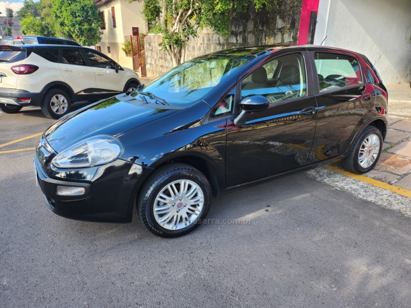 PUNTO 1.4 ATTRACTIVE 8V FLEX 4P MANUAL - 2015 - VERANóPOLIS
