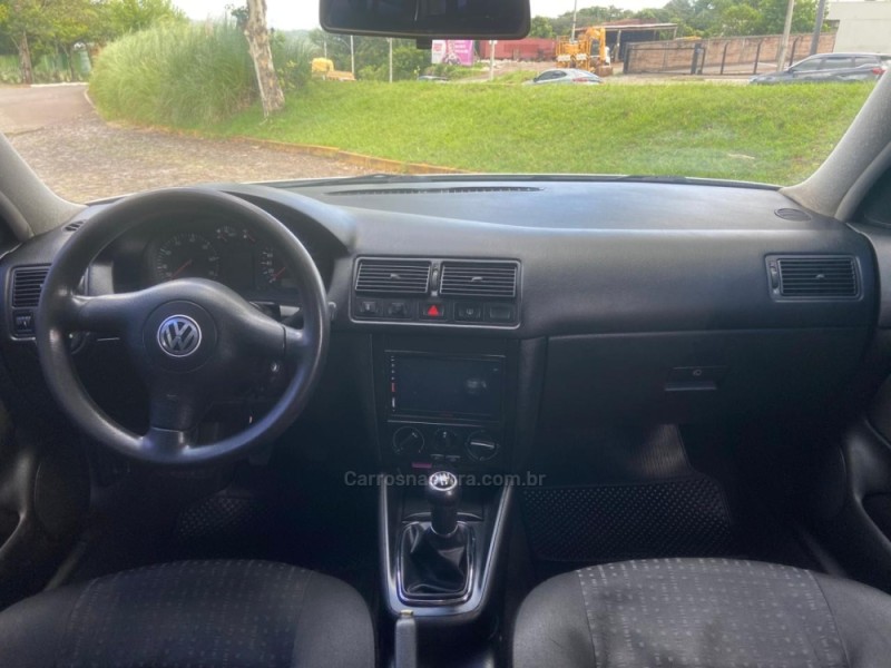 GOLF 1.6 MI 8V GASOLINA 4P MANUAL - 2002 - DOIS IRMãOS
