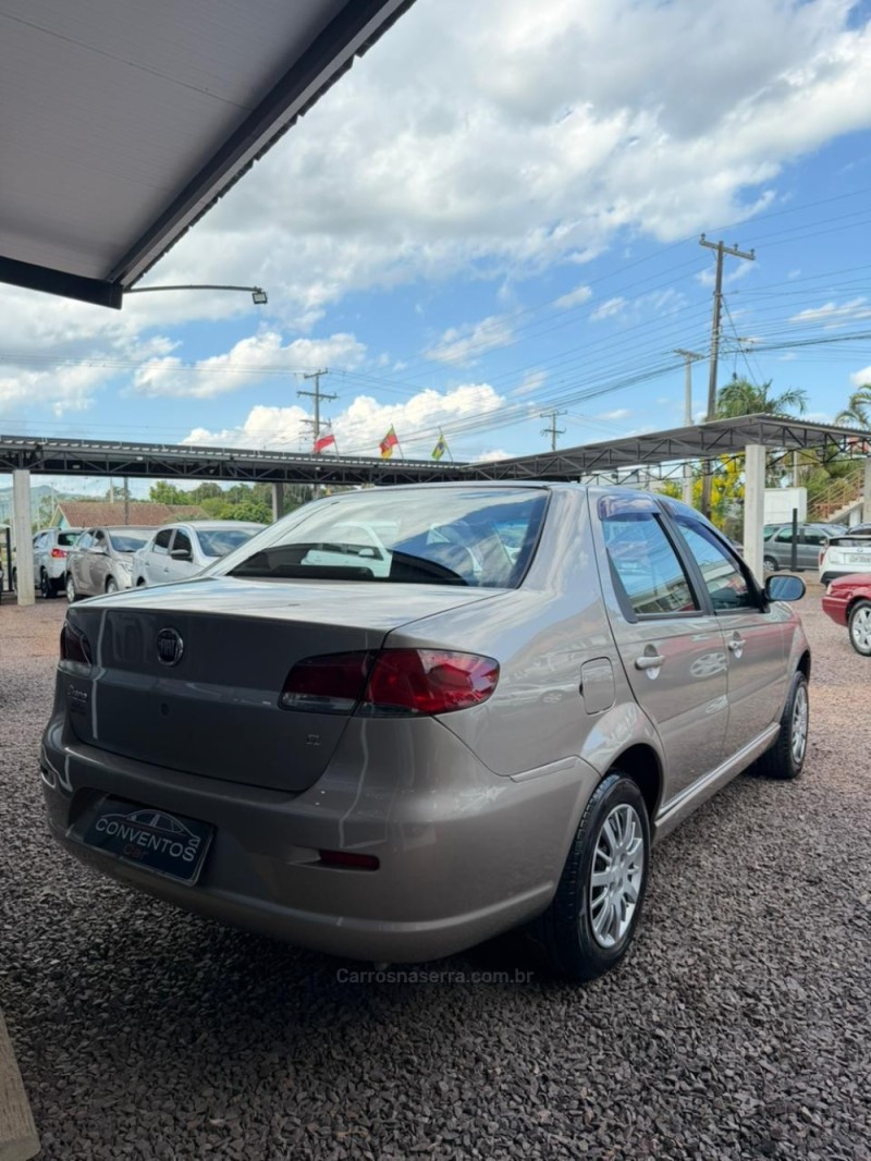 SIENA 1.0 MPI EL 8V FLEX 4P MANUAL - 2010 - LAJEADO