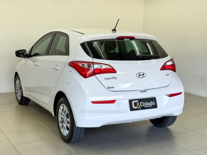 HB20 1.6 COMFORT 16V FLEX 4P MANUAL - 2016 - CARLOS BARBOSA