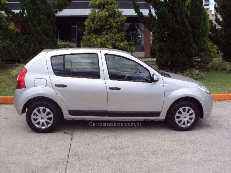 SANDERO 1.0 EXPRESSION 16V FLEX 4P MANUAL - 2011 - CAXIAS DO SUL