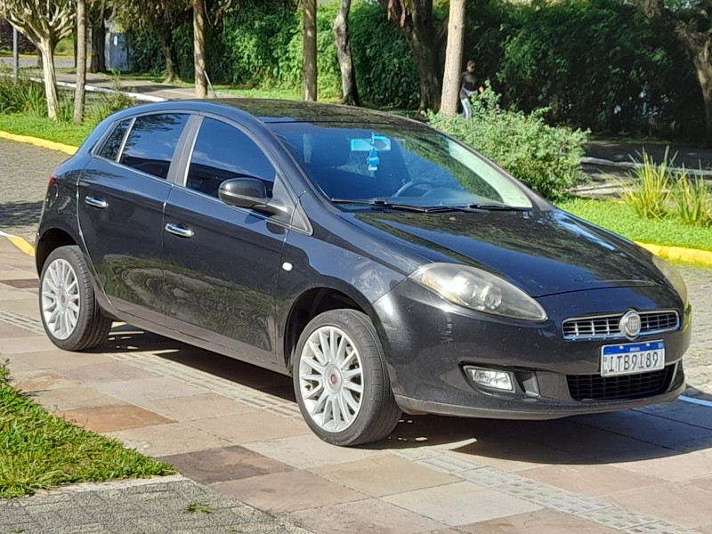 BRAVO 1.8 ABSOLUTE 16V FLEX 4P MANUAL - 2011 - FARROUPILHA