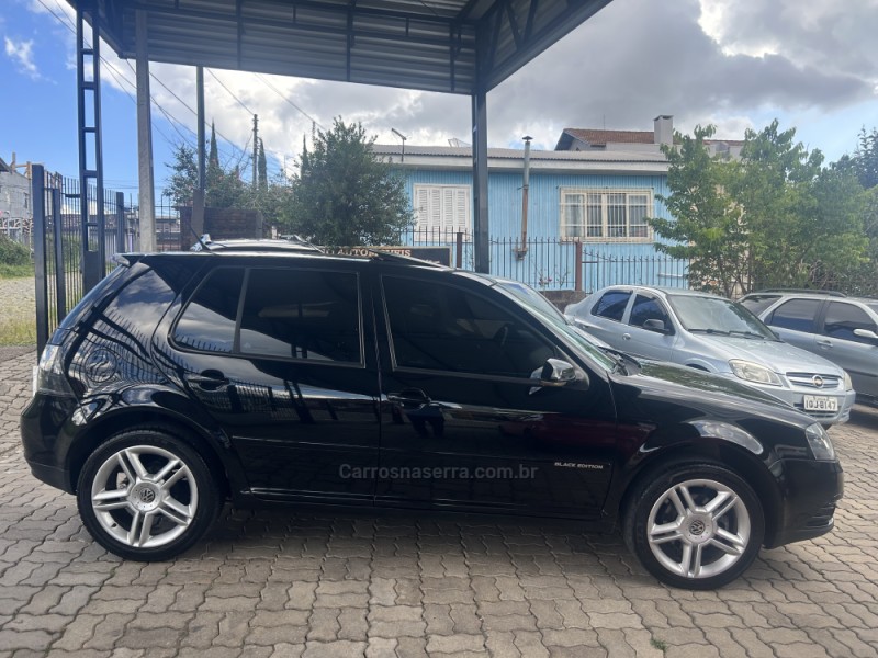 GOLF 2.0 MI BLACK EDITION 8V FLEX 4P TIPTRONIC - 2011 - CAXIAS DO SUL