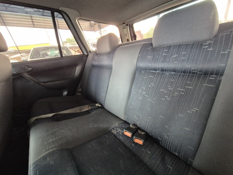 PARATI 1.6 MI 8V GASOLINA 4P MANUAL G.III - 2004 - CAXIAS DO SUL