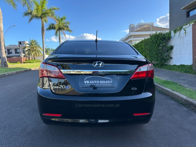 HB20S 1.0 COMFORT PLUS 12V FLEX 4P MANUAL - 2014 - SãO LEOPOLDO