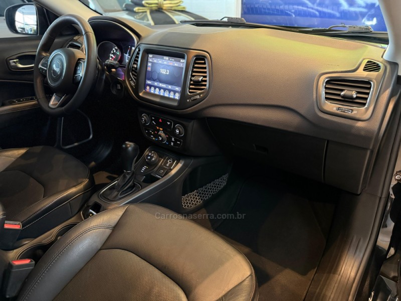 COMPASS 2.0 16V DIESEL LONGITUDE 4X4 AUTOMÁTICO - 2018 - SãO LEOPOLDO