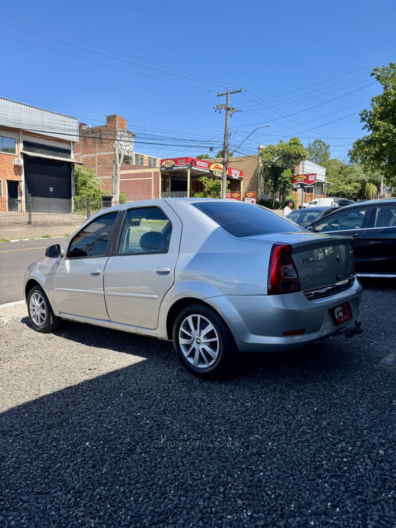 LOGAN 1.6 PRIVILÈGE 8V FLEX 4P MANUAL - 2011 - NOVO HAMBURGO