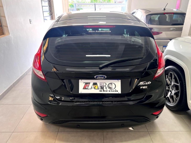 FIESTA 1.6 SE HATCH 16V FLEX 4P MANUAL - 2019 - CARLOS BARBOSA