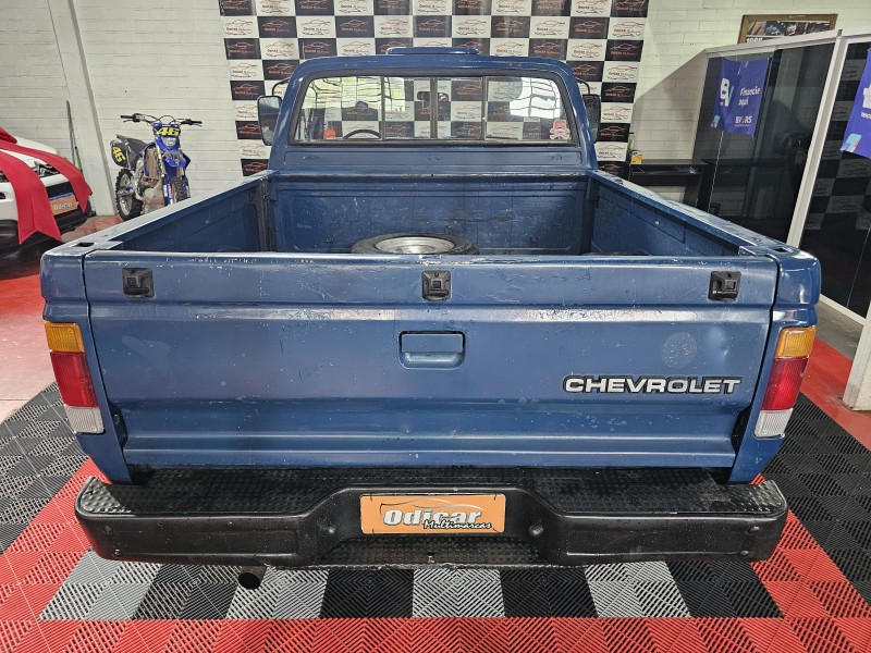 C20 4.1 CUSTOM L CS 8V GASOLINA 2P MANUAL - 1988 - CAXIAS DO SUL