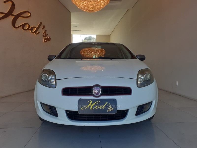 BRAVO 1.8 SPORTING 16V FLEX 4P AUTOMATIZADO - 2013 - CANELA