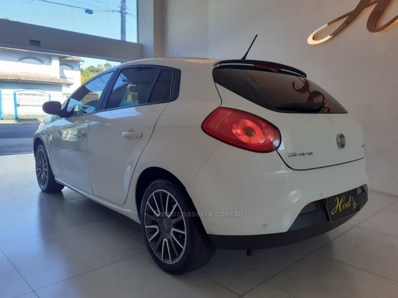 BRAVO 1.8 SPORTING 16V FLEX 4P AUTOMATIZADO - 2013 - CANELA