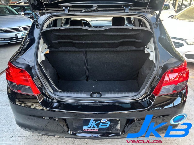 ONIX 1.4 MPFI LTZ 8V FLEX 4P MANUAL - 2014 - NOVO HAMBURGO