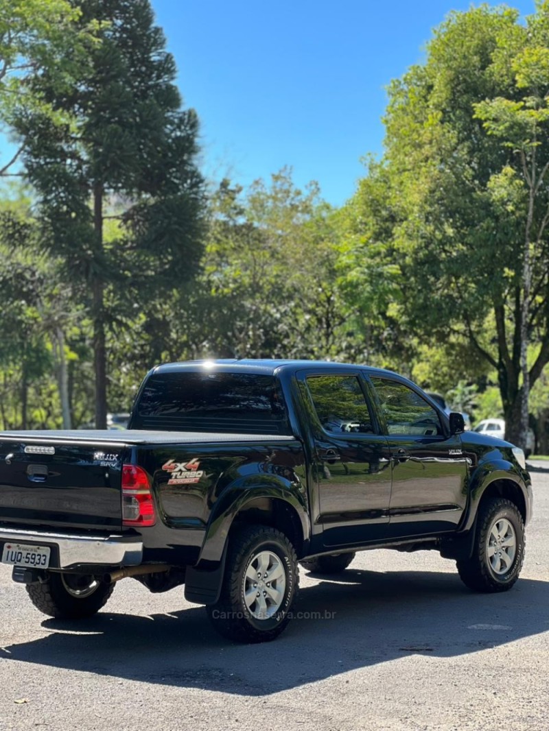 HILUX 2.7 SRV 4X4 CD 16V FLEX 4P AUTOMÁTICO - 2013 - FARROUPILHA