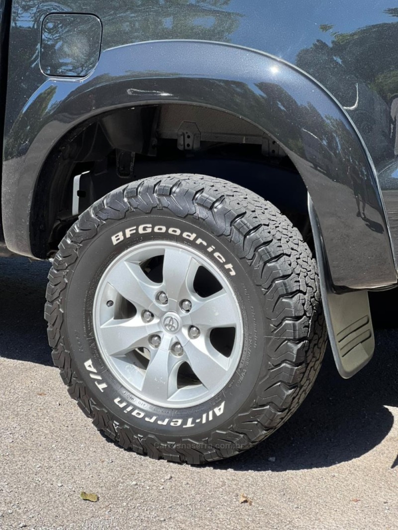 HILUX 2.7 SRV 4X4 CD 16V FLEX 4P AUTOMÁTICO - 2013 - FARROUPILHA