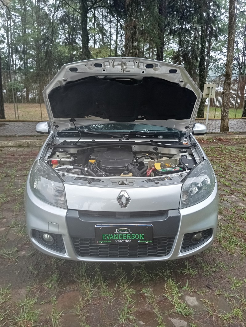 SANDERO 1.6 EXPRESSION 8V HI-TORQUE FLEX 4P MANUAL - 2014 - CAXIAS DO SUL