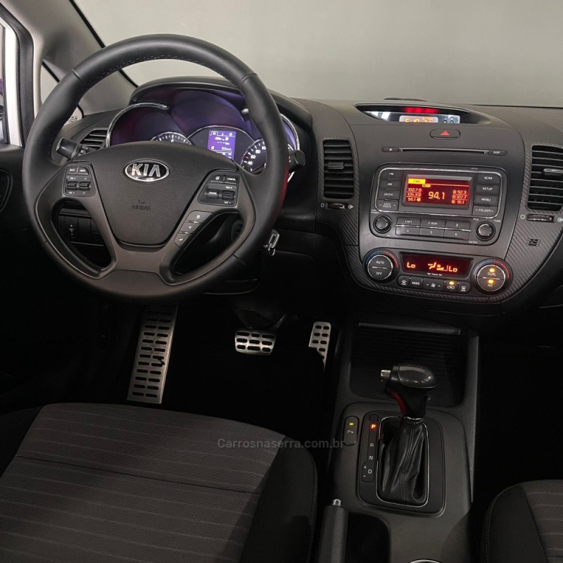 CERATO 1.6 SX 16V FLEX 4P AUTOMÁTICO - 2014 - PORTãO