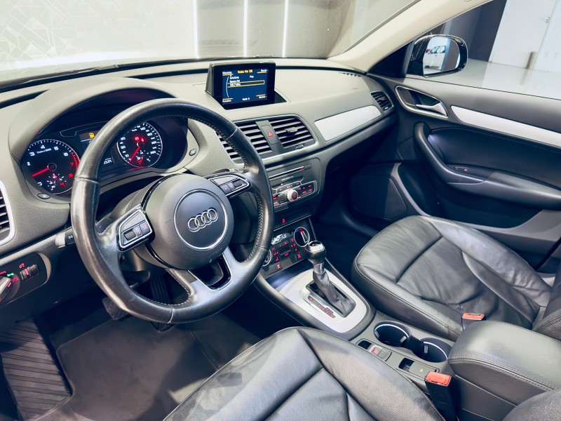 Q3 1.4 TFSI AMBIENTE GASOLINA 4P S TRONIC - 2016 - CAXIAS DO SUL