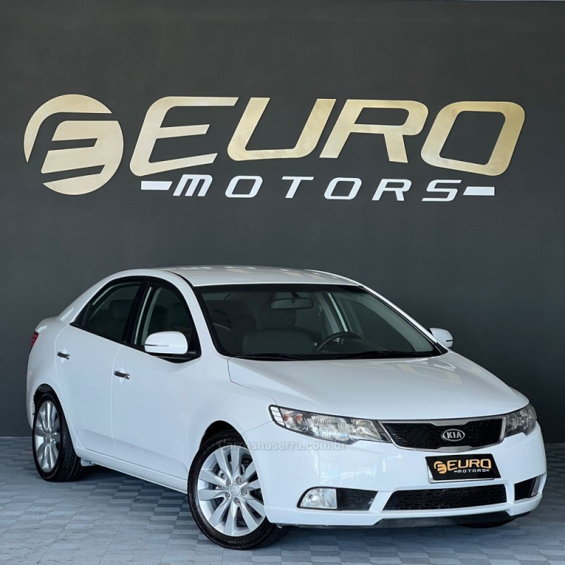 CERATO 1.6 EX SEDAN 16V GASOLINA 4P AUTOMÁTICO - 2011 - PORTãO