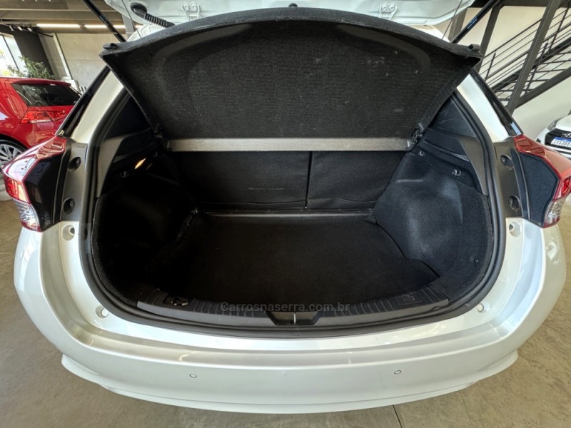 YARIS 1.5 XLS FLEX 4P AUTOMÁTICO - 2023 - BENTO GONçALVES