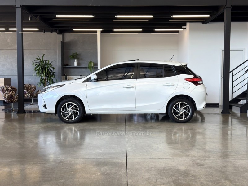 YARIS 1.5 XLS FLEX 4P AUTOMÁTICO - 2023 - BENTO GONçALVES