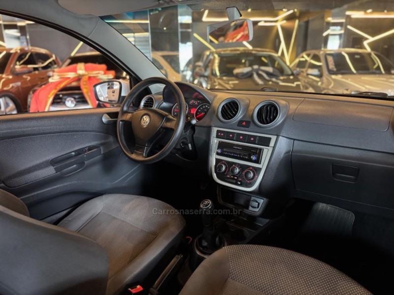 VOYAGE 1.0 MI TRENDLINE 8V FLEX 4P MANUAL - 2013 - NOVO HAMBURGO