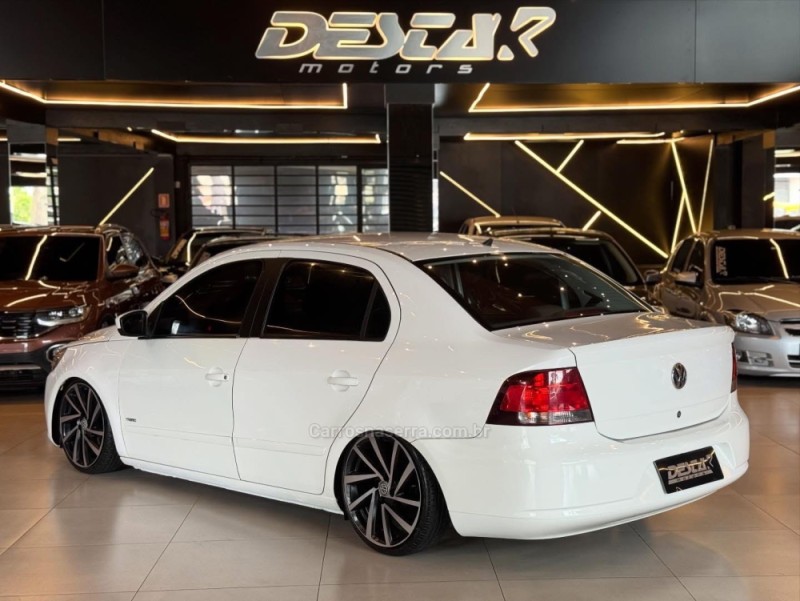 VOYAGE 1.0 MI TRENDLINE 8V FLEX 4P MANUAL - 2013 - NOVO HAMBURGO