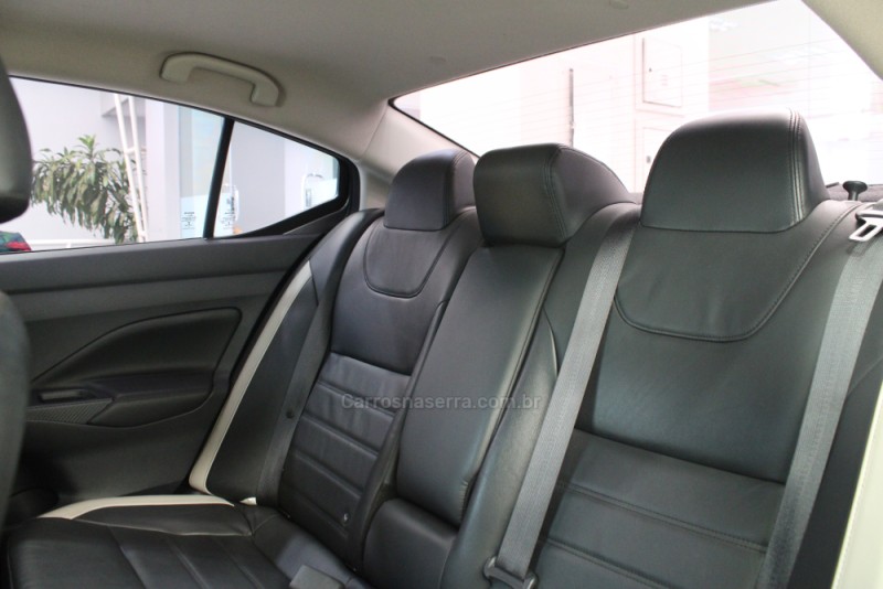 VERSA 1.6 EXCLUSIVE 16V FLEX 4P AUTOMÁTICO - 2022 - CAXIAS DO SUL