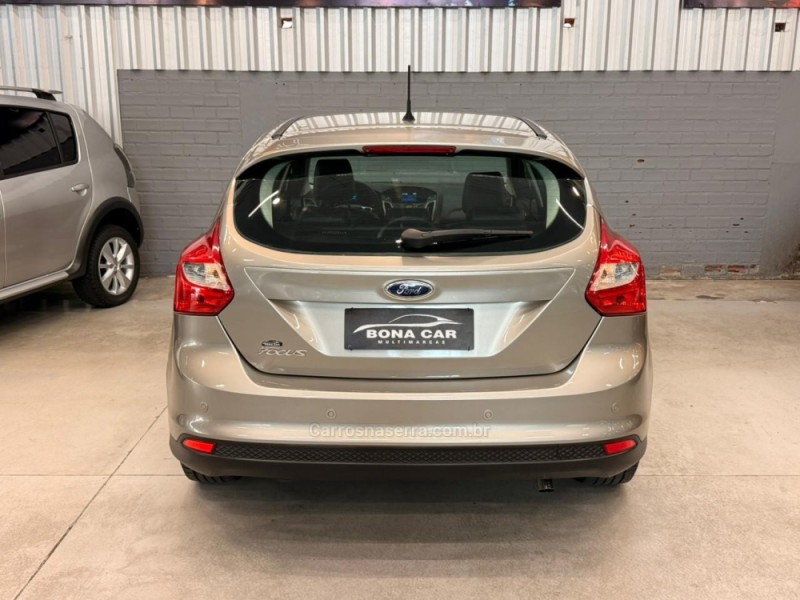 FOCUS 1.6 SE 16V FLEX 4P MANUAL - 2015 - CAXIAS DO SUL