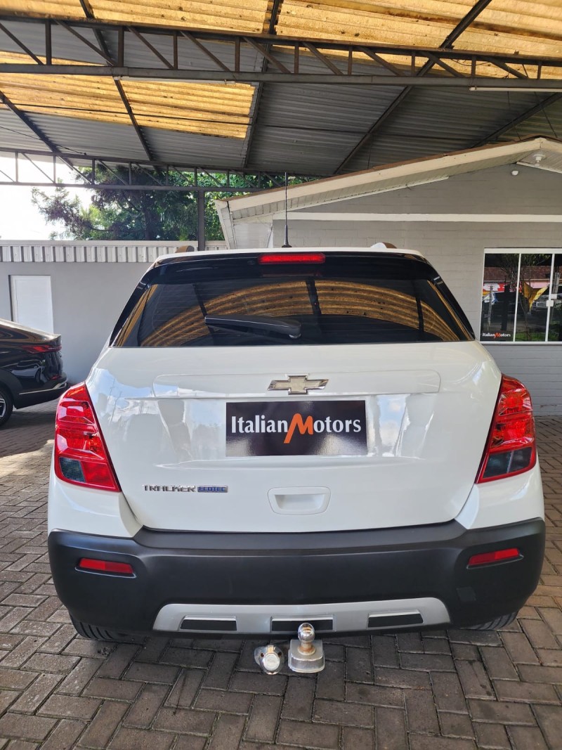 TRACKER 1.8 MPFI FREERIDE 4X2 16V FLEX 4P MANUAL - 2014 - CAXIAS DO SUL