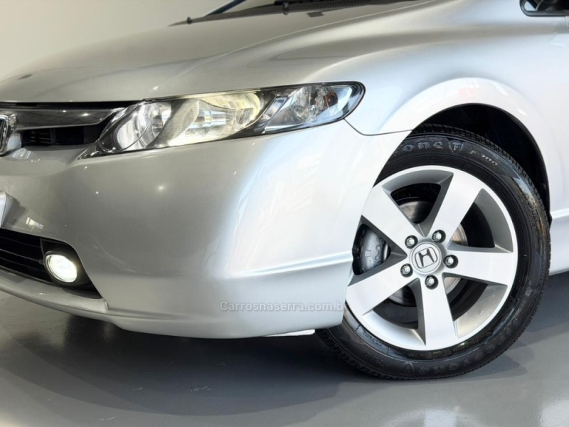 CIVIC 1.8 LXS 16V FLEX 4P MANUAL - 2008 - NOVO HAMBURGO