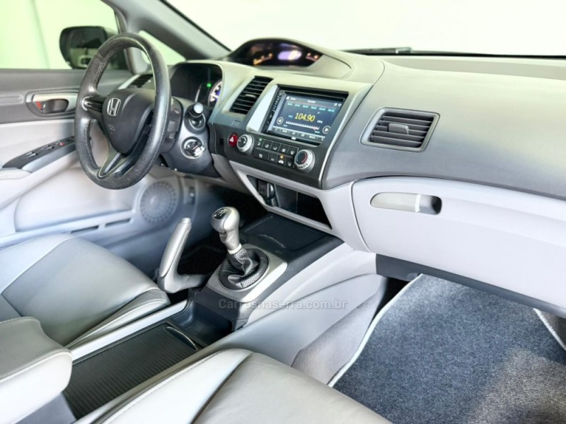 CIVIC 1.8 LXS 16V FLEX 4P MANUAL - 2008 - NOVO HAMBURGO