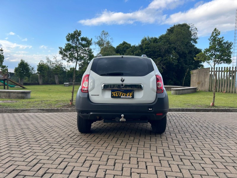 DUSTER 1.6 4X2 16V FLEX 4P MANUAL - 2015 - CANELA