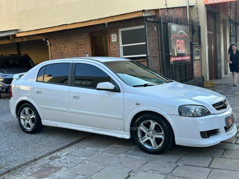 astra 2.0 mpfi 8v gasolina 4p manual 2004 caxias do sul