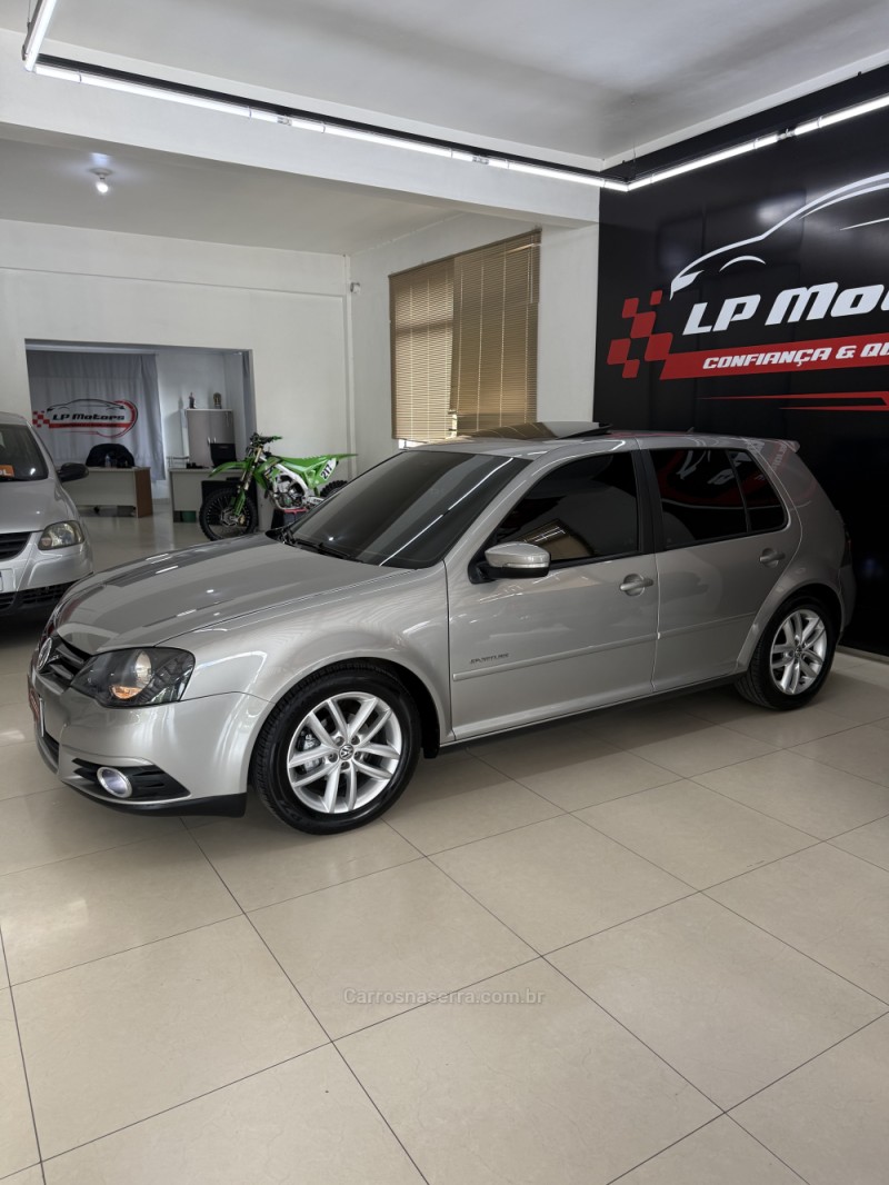 GOLF 1.6 MI SPORTLINE 8V FLEX 4P MANUAL - 2013 - FARROUPILHA